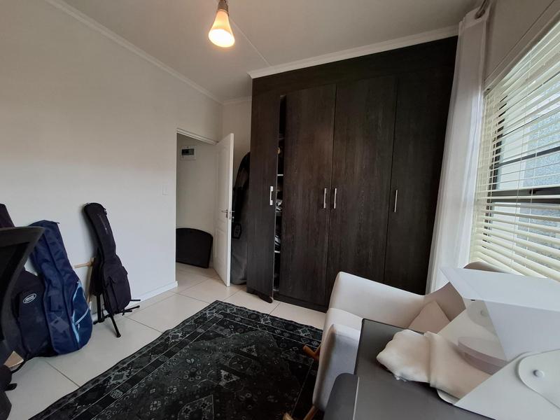 To Let 3 Bedroom Property for Rent in De Velde Western Cape